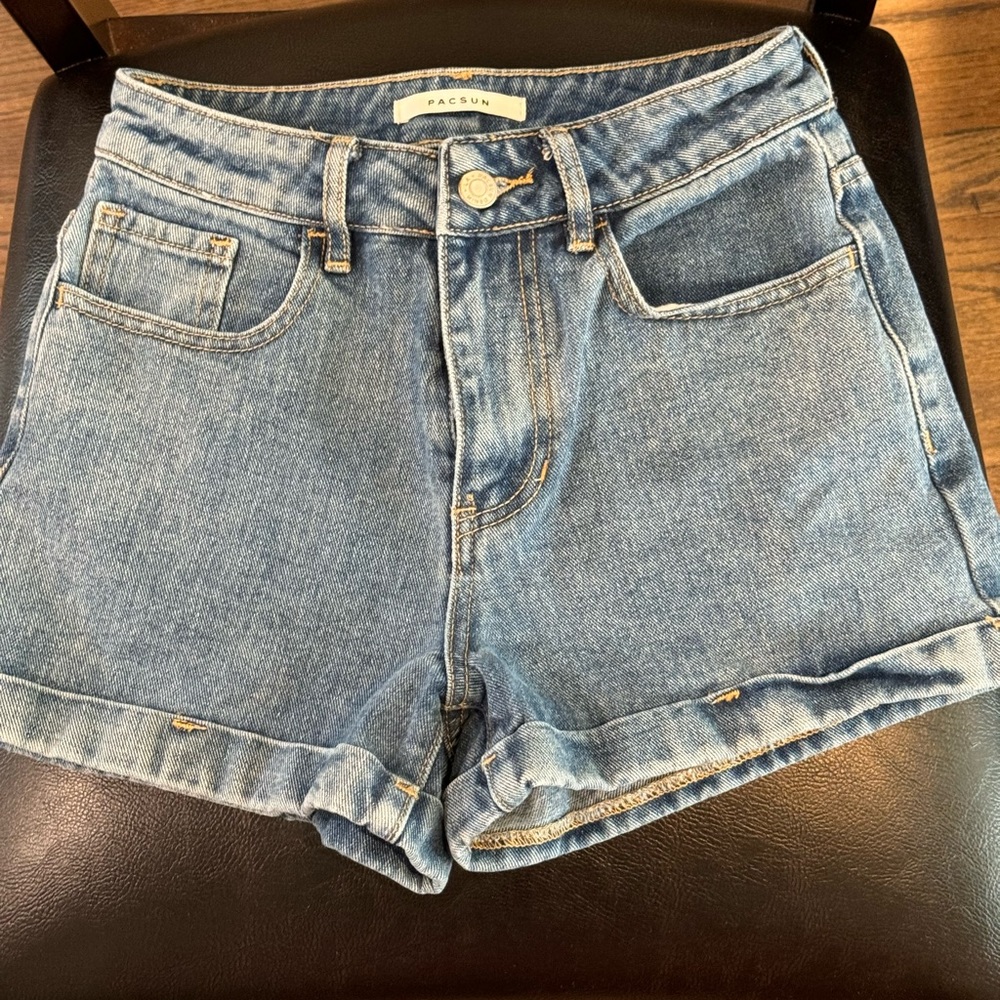 Pacsun Jean Shorts size 23